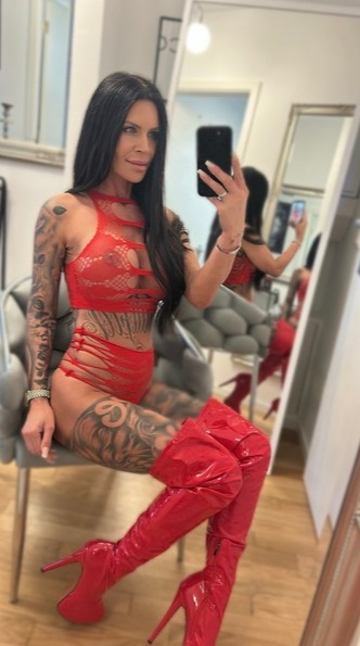 Escort di lusso vs. Escort indipendenti – Qual è la scelta migliore?